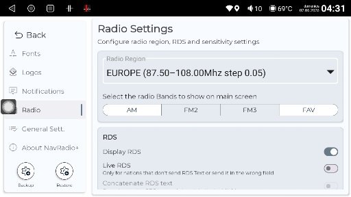 NavRadio+ screenshot